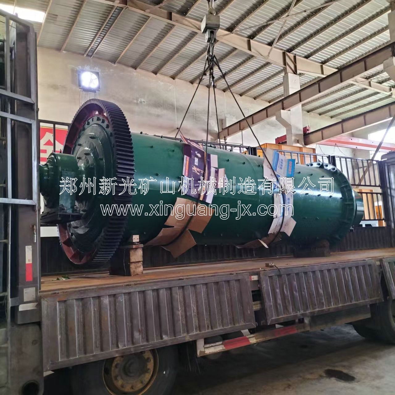 球磨机与碾金机：选矿粉磨动静组合，球磨机厂家是怎样搭配呢？